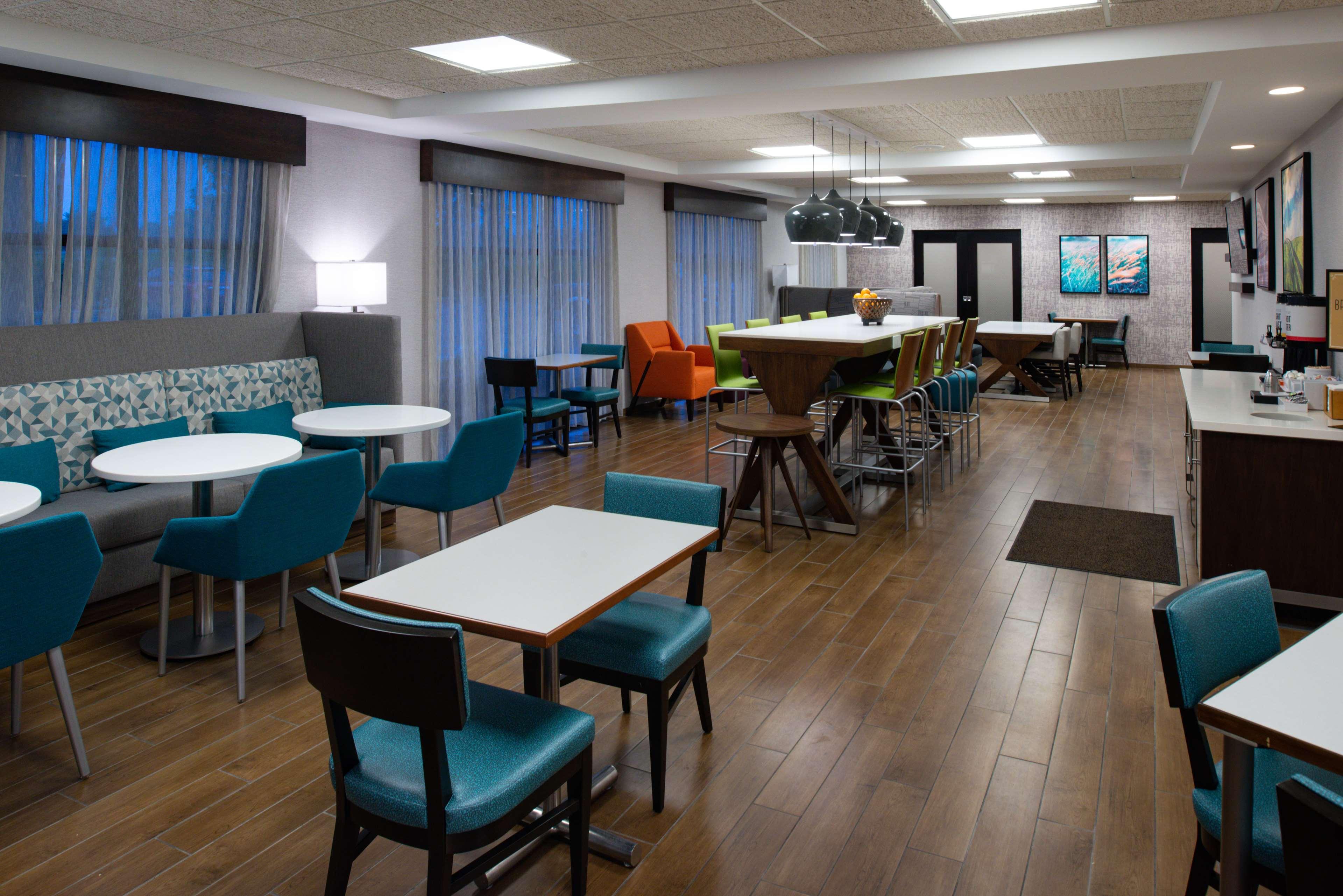 Hampton Inn Laporte La Porte Eksteriør billede